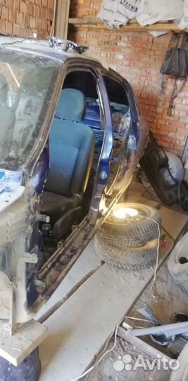 Renault Symbol, 2008