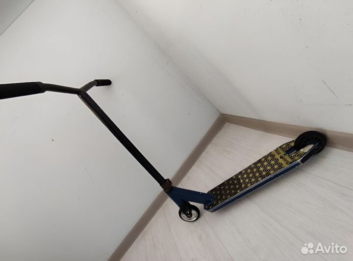 Трюковой самокат Teach Team