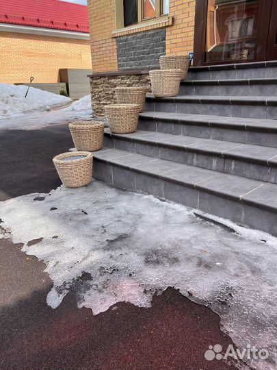 Кашпо из ротанга