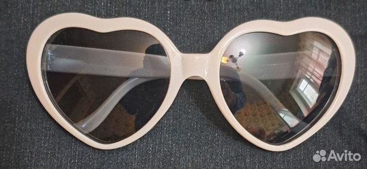 Солнцезащитные очки