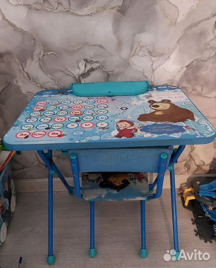 Детский стол и стул