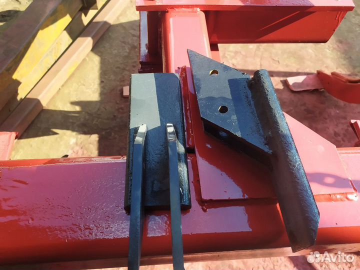 Долото на глубокорыхлитель