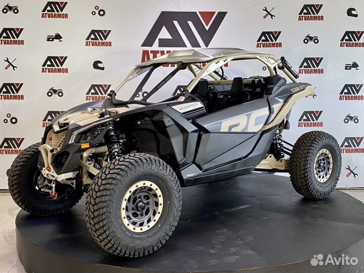 Мотовездеход BRP Can-Am Maverick X RC Turbo RR