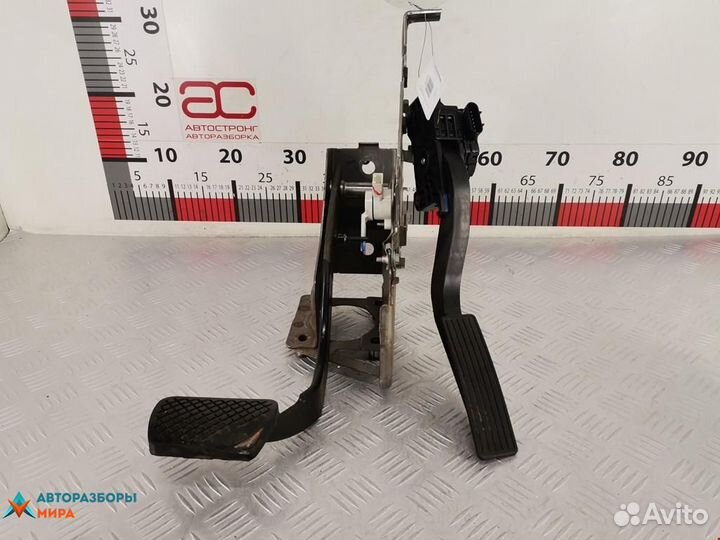 Педаль Chevrolet Equinox 2 2012 25897042