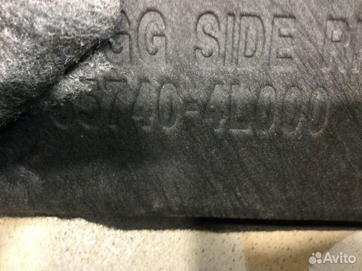 Обшивка багажника правая левая Hyundai Solaris