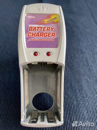 Зарядка для аккумуляторных батареек