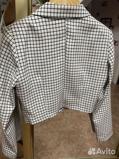 Пиджак твидовый укороченный