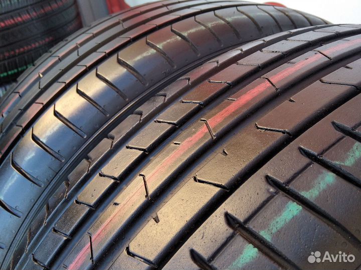 Pirelli P Zero PZ4 225/40 R20 94Y