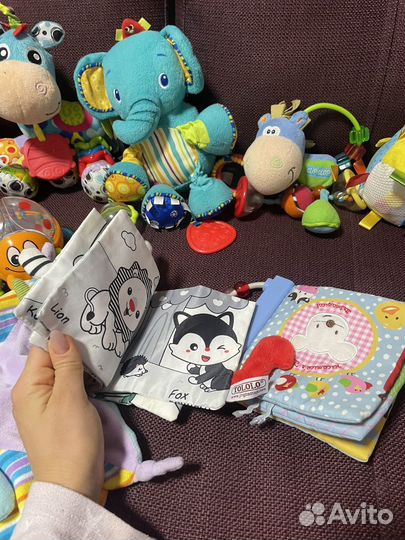 Игрушки доя новороженношл