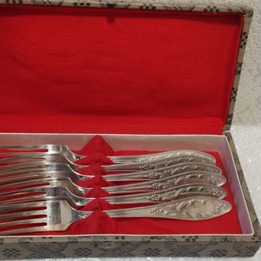 Набор мельхиоровых вилок СССР