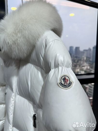 Пуховик Moncler Laiche