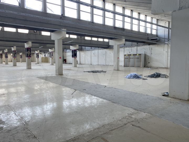 Склады 680 и 1700 м²