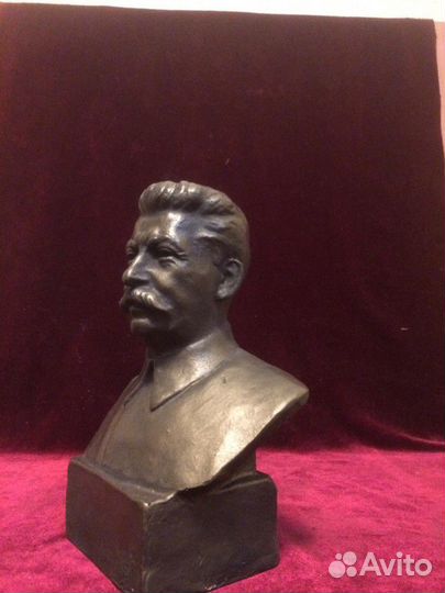 Бюст Сталина 1938 г. М. Дыдыкин СССР, гжель завод