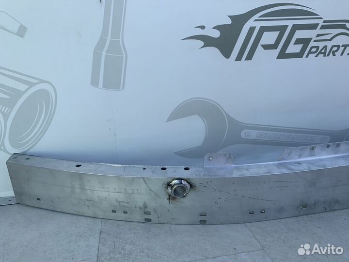 Усилитель бампера Mercedes W213 A2136201700