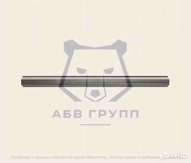 Правый порог на Isuzu Amigo 1 и др