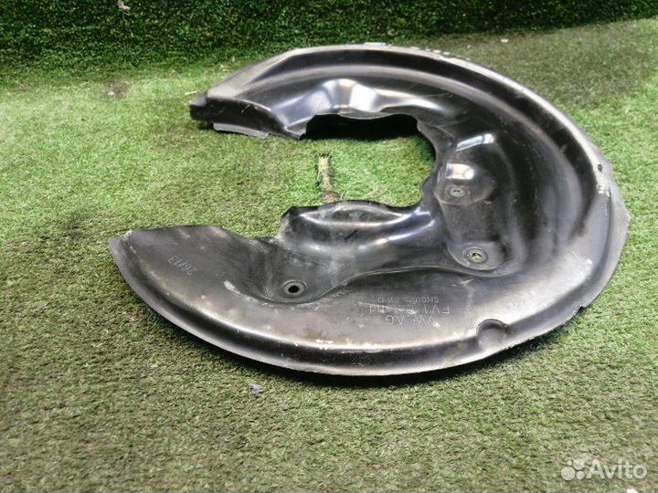 Пыльник задний левый Audi Q3 8UB cczc 2013