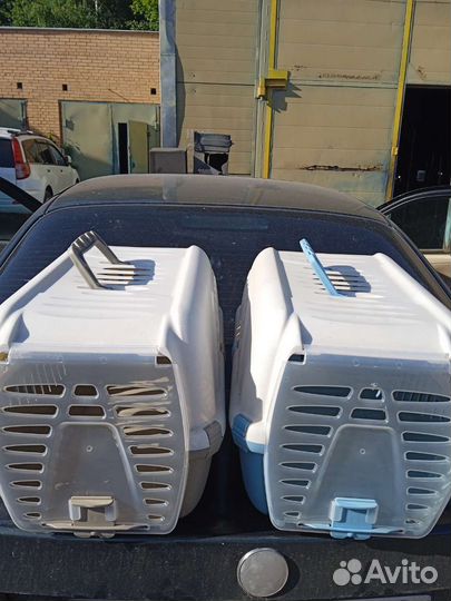 Переноска для кошек и собак (мелких пород)