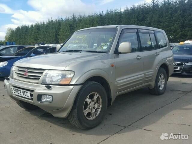 Разбор на запчасти Mitsubishi Pajero / Montero