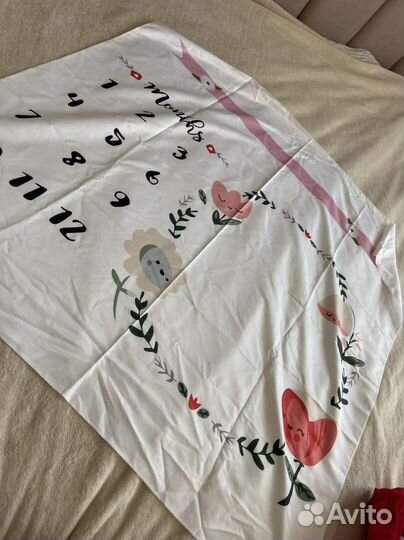 Фон по месяцам