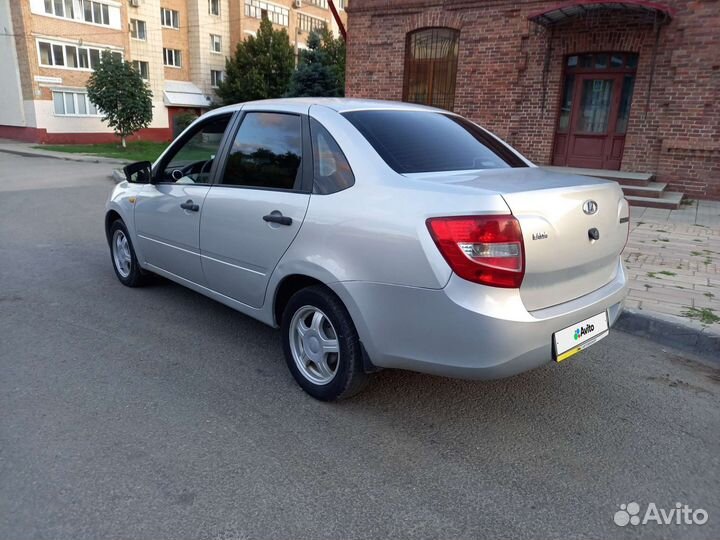 LADA Granta 1.6 AT, 2016, 111 717 км