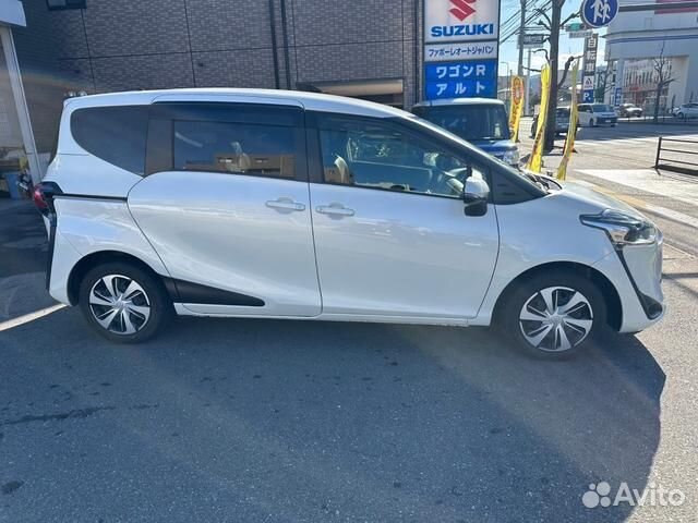 Toyota Sienta 1.5 CVT, 2020, 89 000 км