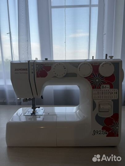 Швейная машина janome J925s