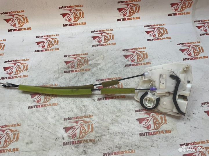 Замок двери задний левый Mazda 3 BM хетчбек PE