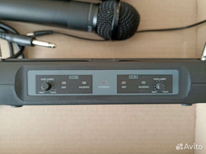 Радиомикрофонная система PAW-120