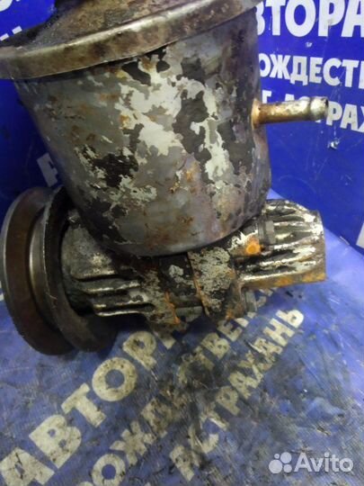 Гур. ЗИЛ 130 грузовой АВТОМОБИЛЬ 6.0L ZIL-130 V8