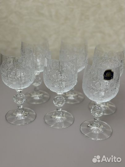 Хрустальные рюмки