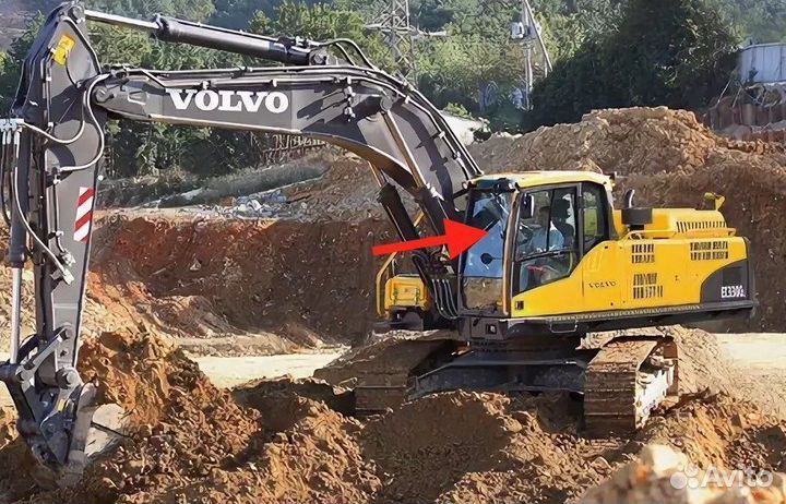 Стекло лобовое верхнее на экскаватор Volvo EC 330