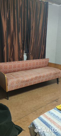 Диван советский, пружинный