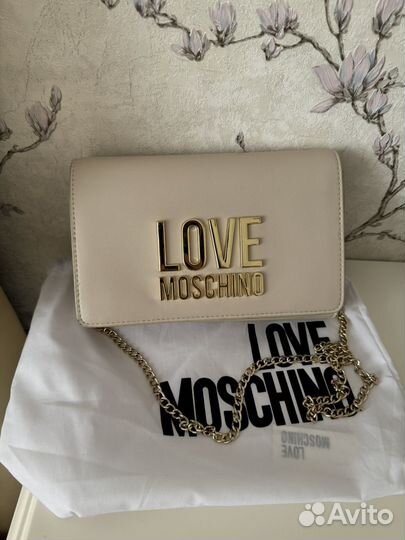 Сумка love moschino