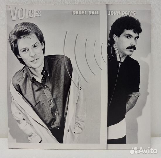 Pop Rock:Daryl Hall & John Oates LP - Voices 80 NM
