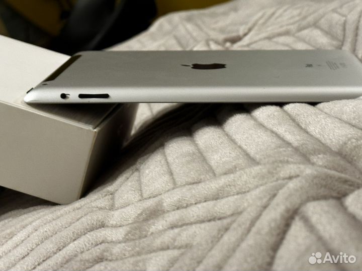 iPad 2 wifi 16gb белый 3g