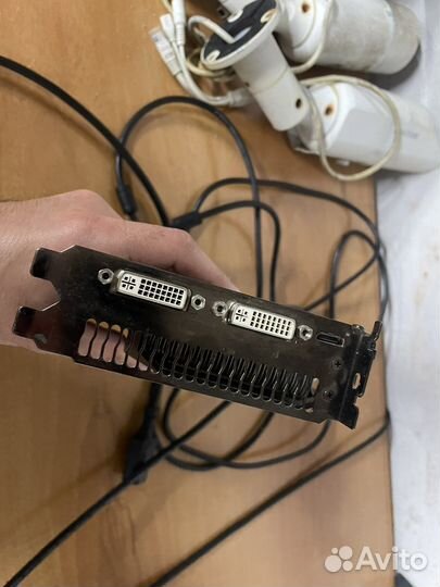 Видеокарта Asus GTX 460 1GB