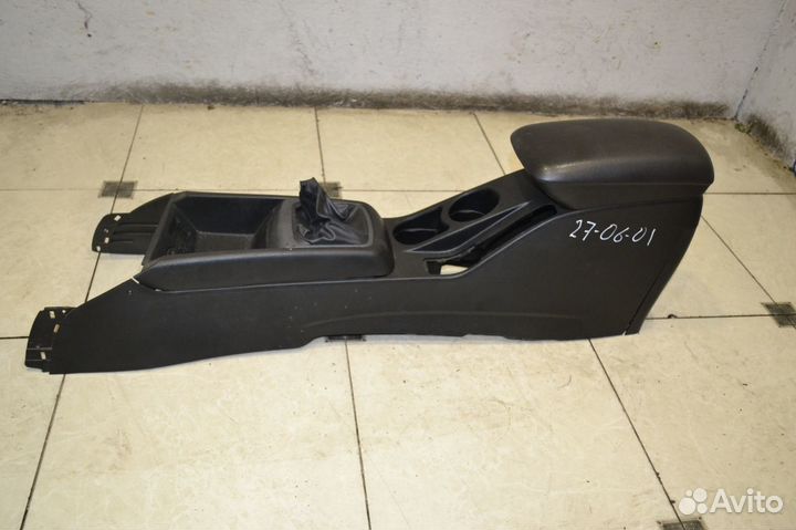 Подлокотник Kia Ceed (ED)