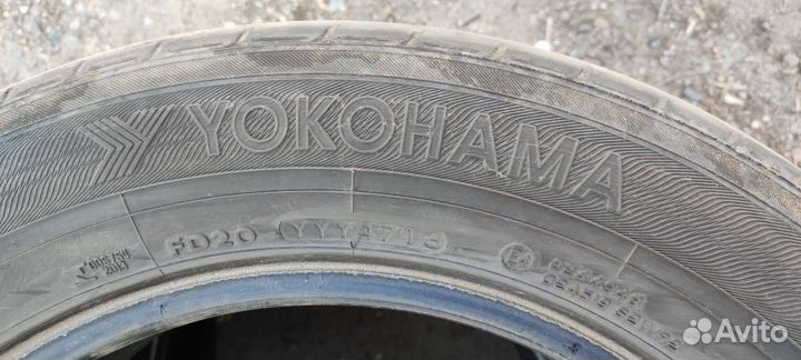 Yokohama Advan dB V551V 205/60 R16 92V