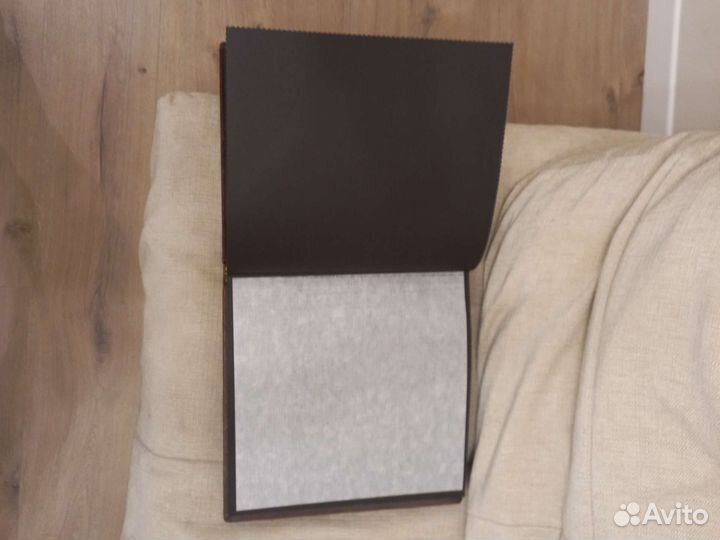 Кожаный альбом