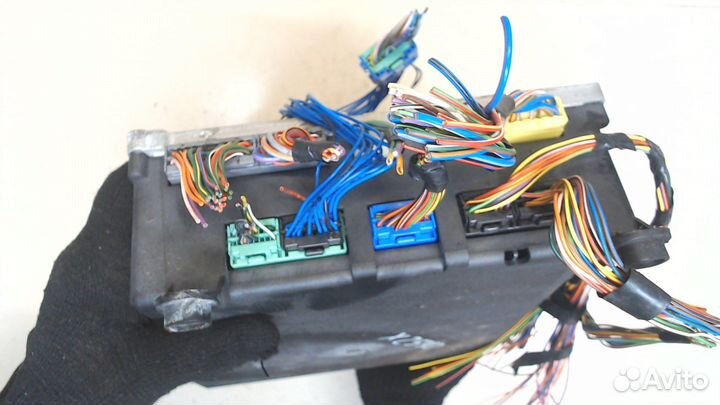 Блок управления бортовой сети Land Rover Range Rov
