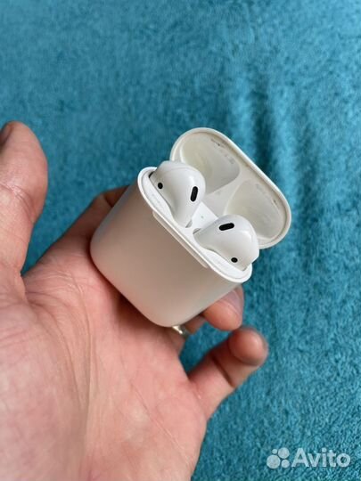 Беспроводные наушники apple airpods 2