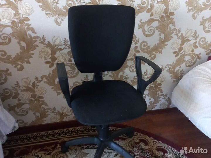Компьютерное кресло новое