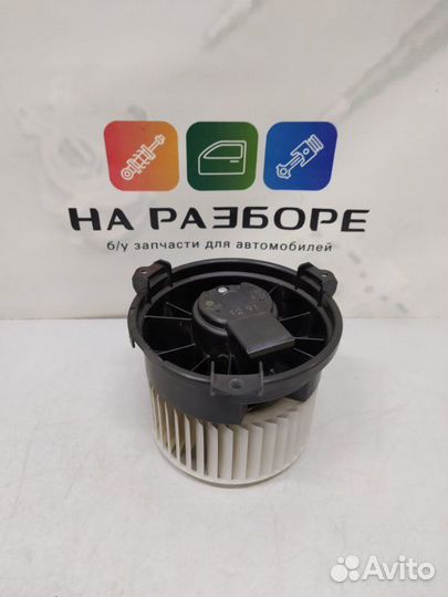 Мотор отопителя (печки) Toyota Land Cruiser 200