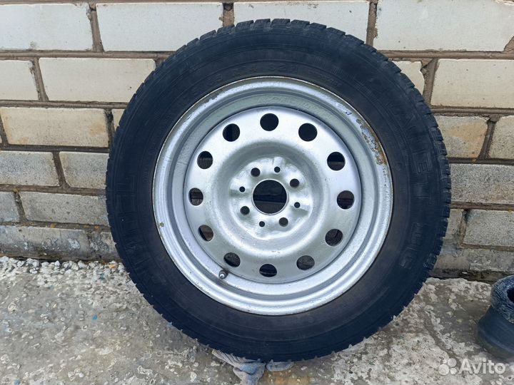 Запасное колесо R14 на LADA