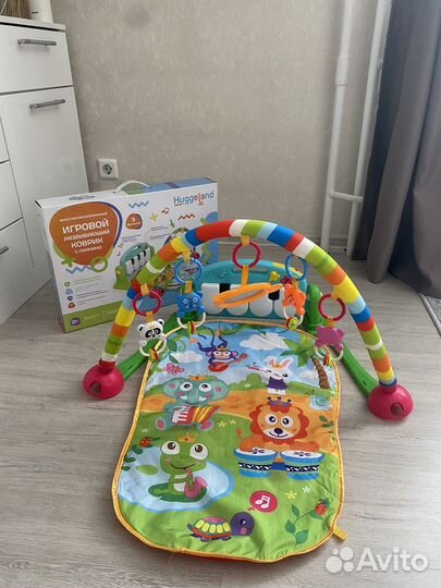 Игровой коврик с пианино