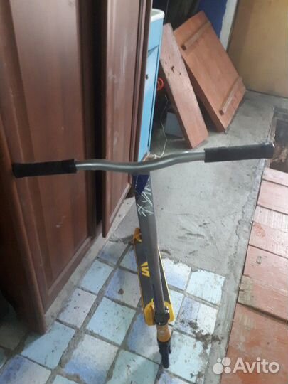 Самокат трюковой