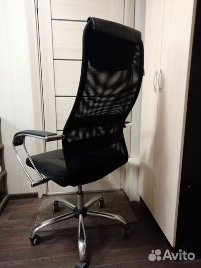 Компьютерное кресло