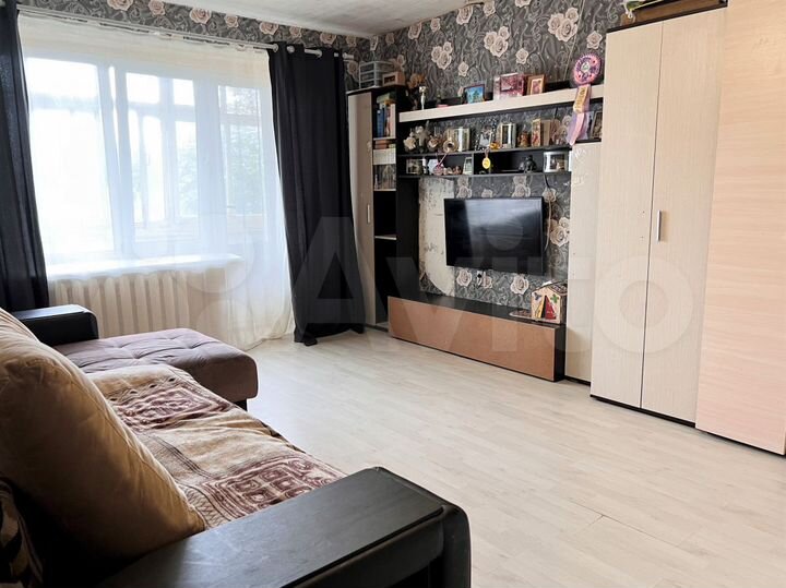 2-к. квартира, 52 м², 1/5 эт.