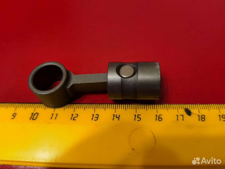 Брелок Поршень с шатуном