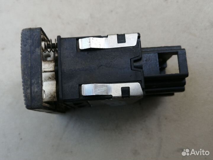 Кнопка кондиционера для VW Golf 3/Vento 1991-1997